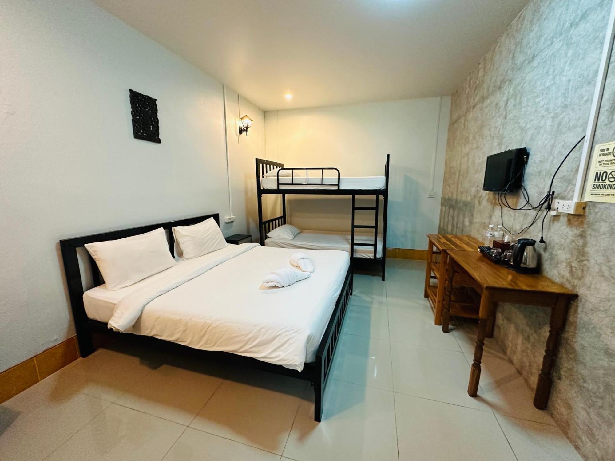 Koh Jum Bungalow & Hostel Exterior foto